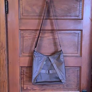 Baggallini nylon crossbody